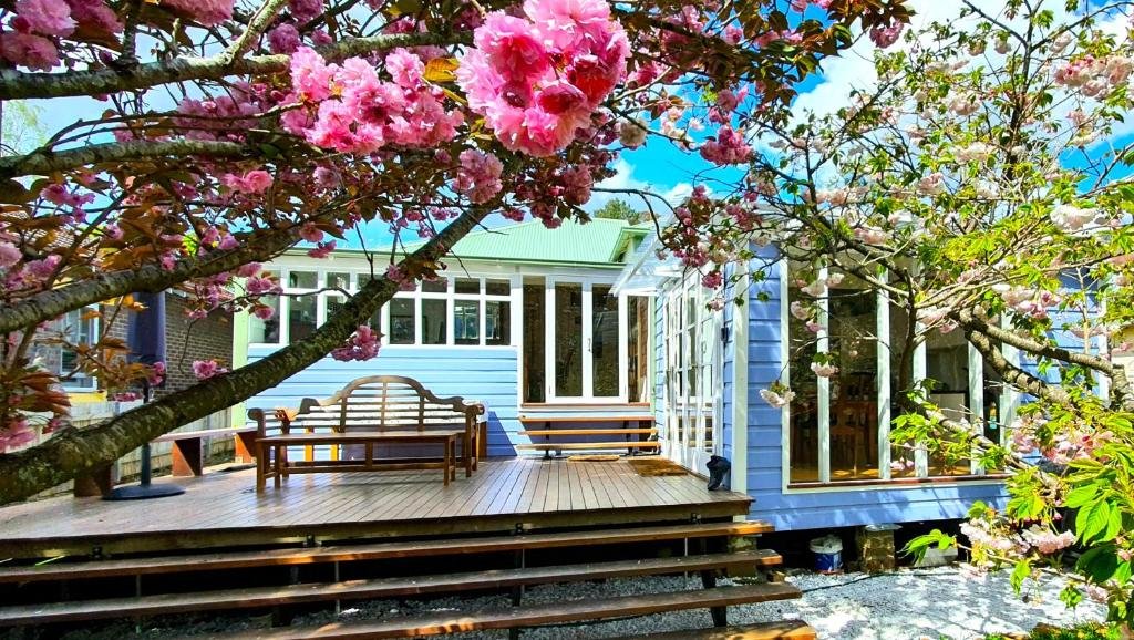 Plum Blossom Cottage