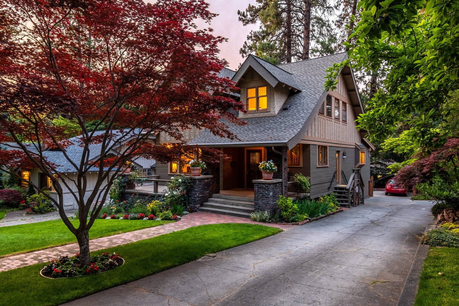 Treehouses Accommodations in Canada